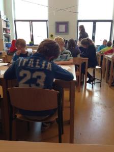 BL59aXvCUAEsznz.jpg-large